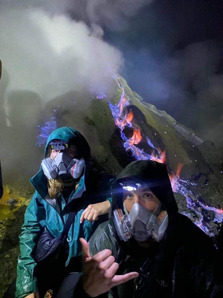 Bromo tumpaksewu ijen by bromo tour java