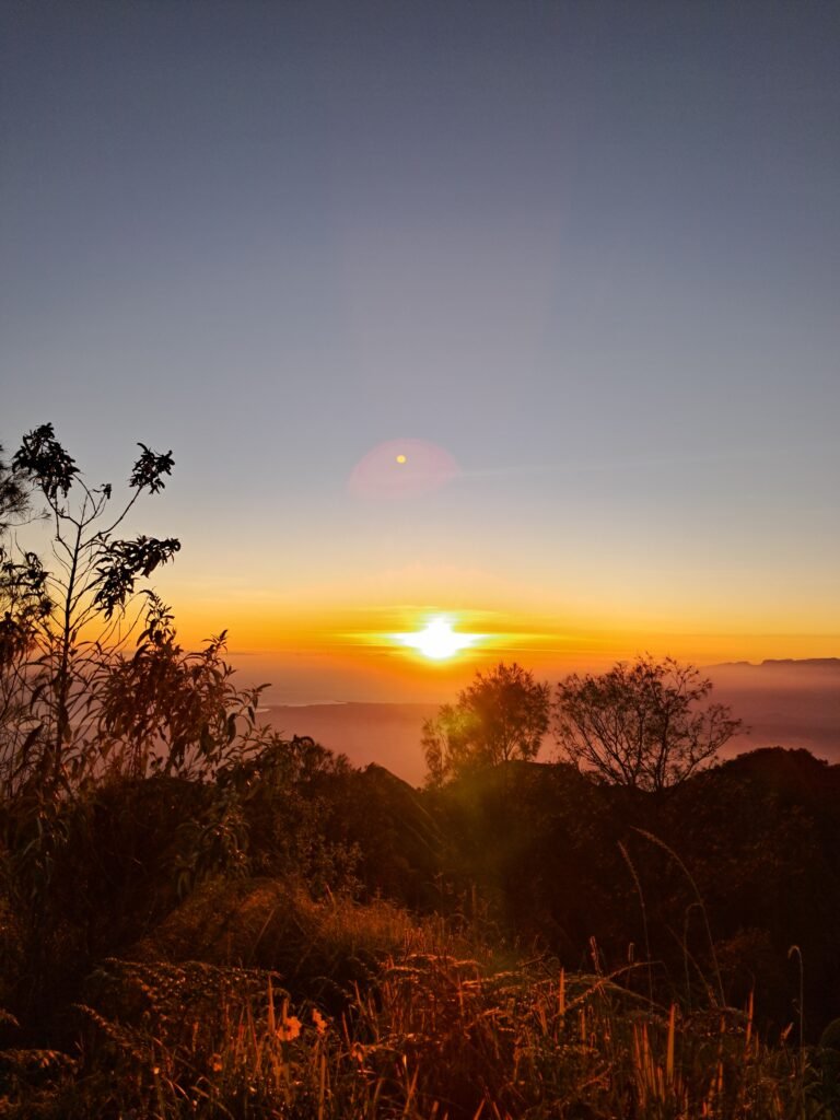 Bukit rogowulan bromo sunrise